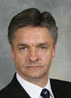 photo - link to details of Kevin Lynes